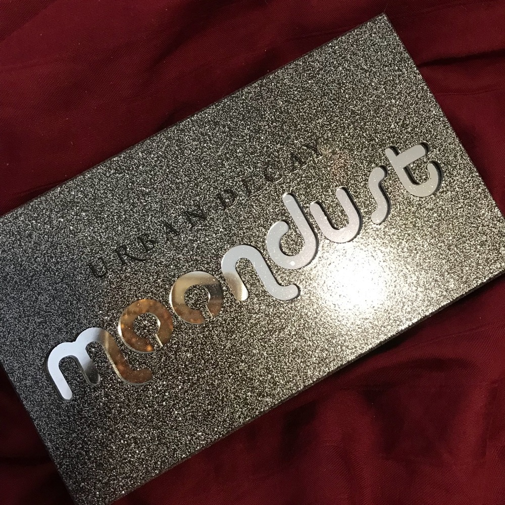 Urban Decay Moon Dust palette